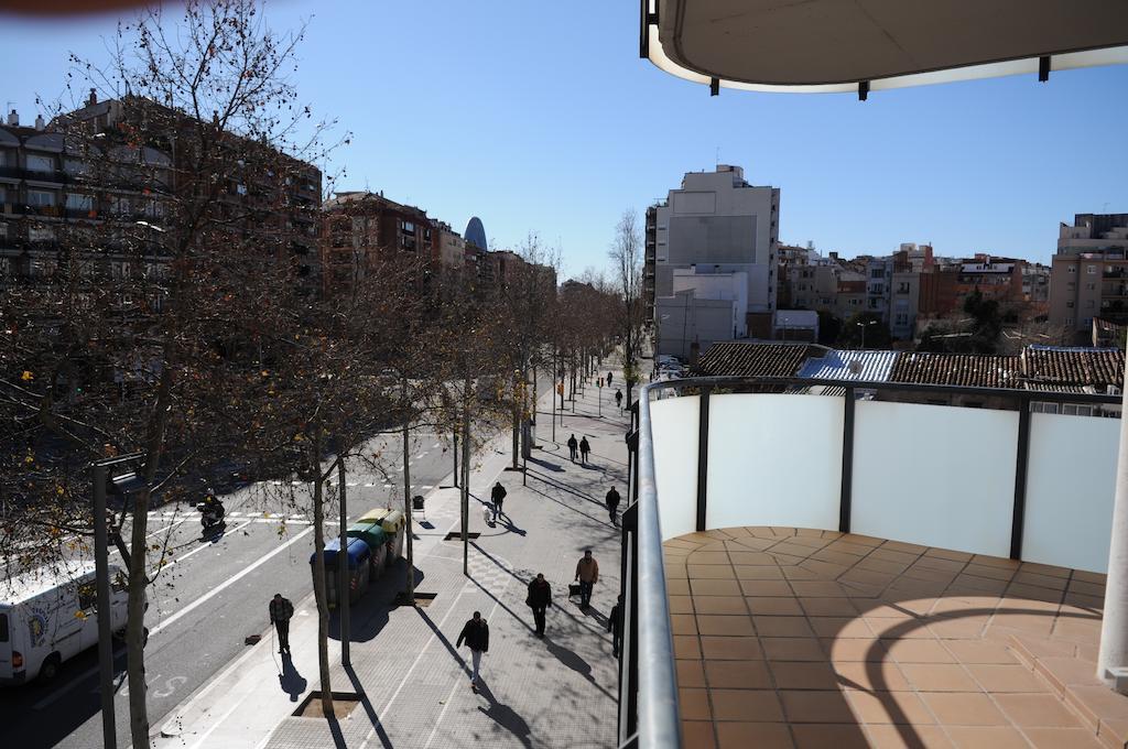 New & Sunny Apartment Barcelona Bagian luar foto