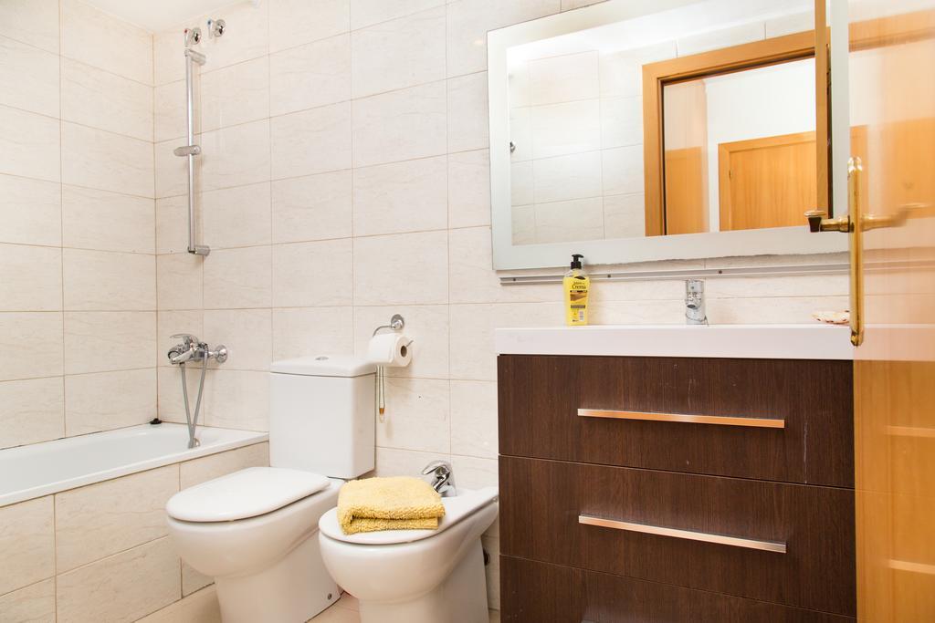 New & Sunny Apartment Barcelona Bagian luar foto